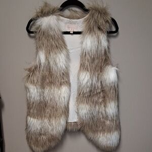 Skies Are Blue Faux Fur Vest - Cream and Brown